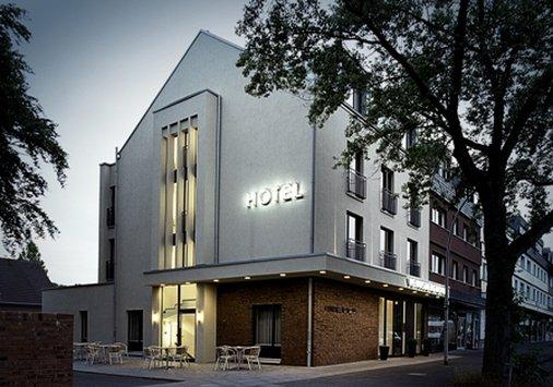 Venusberghotel Бон Екстериор снимка