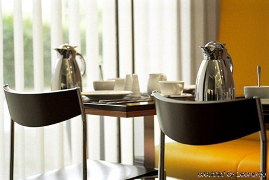 Venusberghotel Бон Ресторант снимка