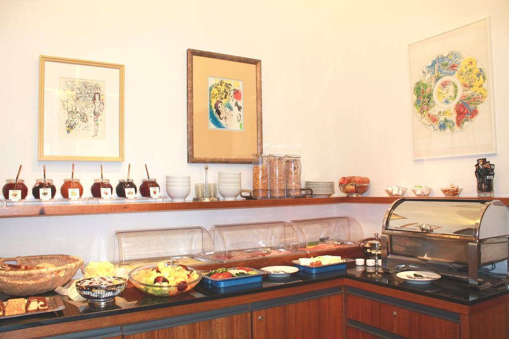 Venusberghotel Бон Екстериор снимка