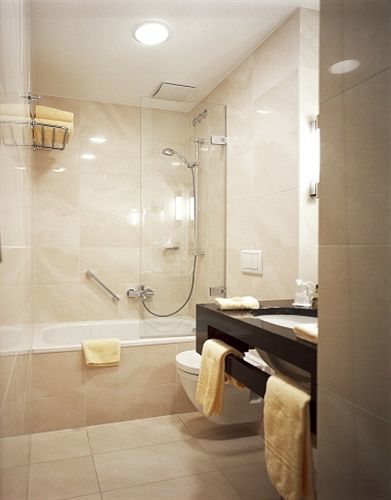Venusberghotel Бон Екстериор снимка